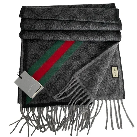 🔥🔥🔥new Authentic GUCCI scarf 100% wool - Picture 2 of 10